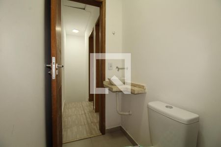 Casa de condomínio para alugar com 45m², 2 quartos e sem vagaBanheiro