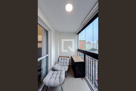 Varanda de kitnet/studio para alugar com 1 quarto, 28m² em Vila Mariana, São Paulo