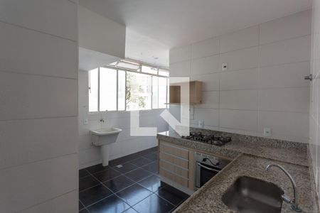 Apartamento para alugar com 95m², 3 quartos e 1 vaga Apartamento para alugar com 95m², 3 quartos e 1 vagaCozinha e Área de Serviço