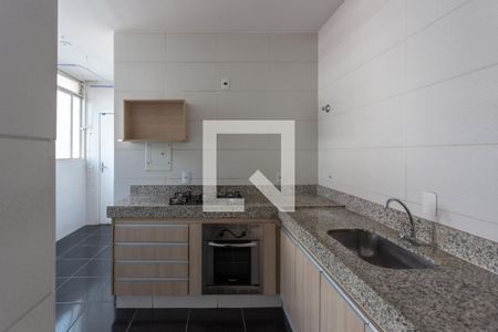 Apartamento para alugar com 95m², 3 quartos e 1 vaga Apartamento para alugar com 95m², 3 quartos e 1 vagaCozinha e Área de Serviço