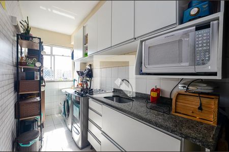 Apartamento à venda com 62m², 2 quartos e 1 vaga Apartamento à venda com 62m², 2 quartos e 1 vagaCozinha