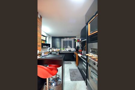 Cozinha de apartamento à venda com 2 quartos, 82m² em Cristal, Porto Alegre