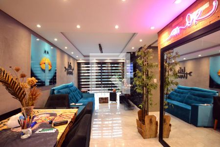 Sala Dois Ambientes de apartamento à venda com 2 quartos, 82m² em Cristal, Porto Alegre