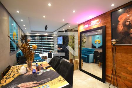 Sala Dois Ambientes de apartamento à venda com 2 quartos, 82m² em Cristal, Porto Alegre