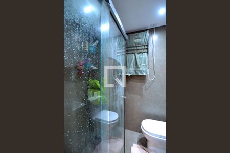 Apartamento à venda com 82m², 2 quartos e 1 vaga Banheiro da Suite