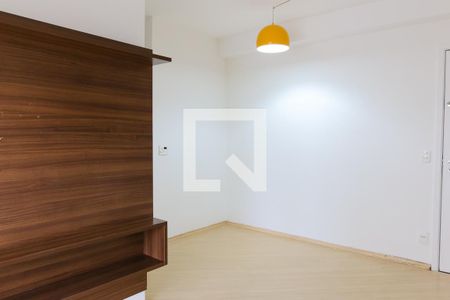 Sala de apartamento para alugar com 2 quartos, 64m² em Campestre, Santo André