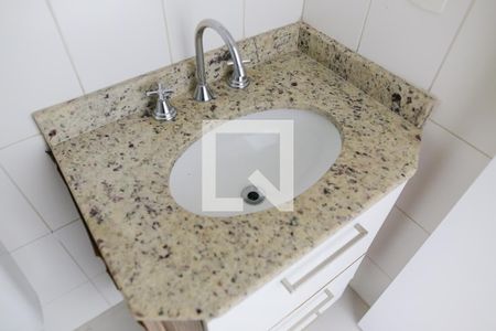 Apartamento para alugar com 64m², 2 quartos e 1 vagaBanheiro Social