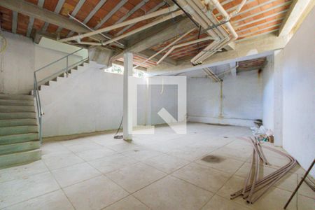 Casa de condomínio à venda com 169m², 3 quartos e 6 vagasGaragem