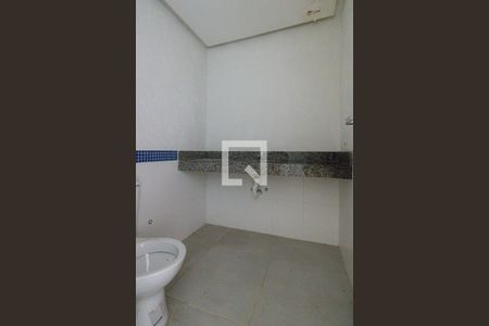 Casa de condomínio à venda com 169m², 3 quartos e 6 vagasLavabo