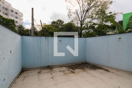 Casa de condomínio à venda com 169m², 3 quartos e 6 vagasVaranda