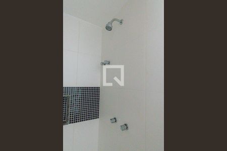 Casa de condomínio à venda com 169m², 3 quartos e 6 vagasBanheiro da Suíte