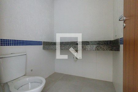 Casa de condomínio à venda com 169m², 3 quartos e 6 vagasLavabo