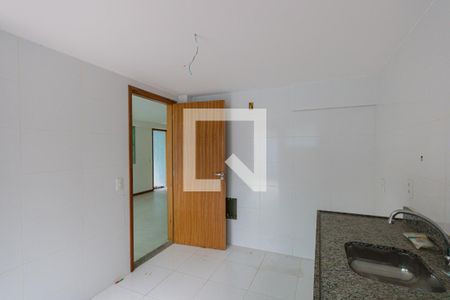 Casa de condomínio à venda com 169m², 3 quartos e 6 vagasCozinha