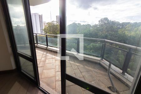 Apartamento para alugar com 543m², 3 quartos e 4 vagasVaranda 2