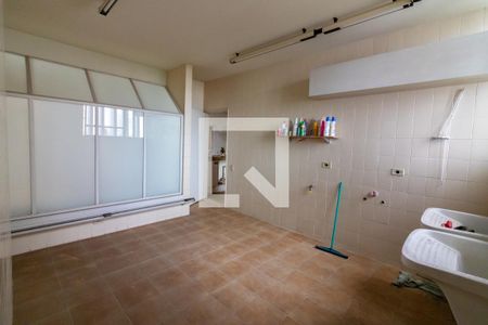 Apartamento para alugar com 543m², 3 quartos e 4 vagasÁrea de Serviço