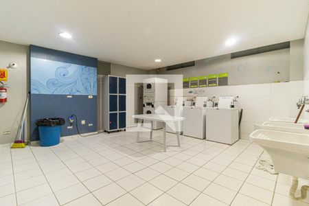 Studio à venda com 28m², 1 quarto e sem vaga Studio à venda com 28m², 1 quarto e sem vagaLavanderia