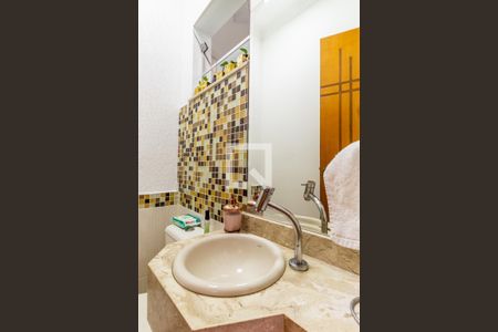 Lavabo de casa à venda com 3 quartos, 195m² em Jardim Pinhal, Guarulhos