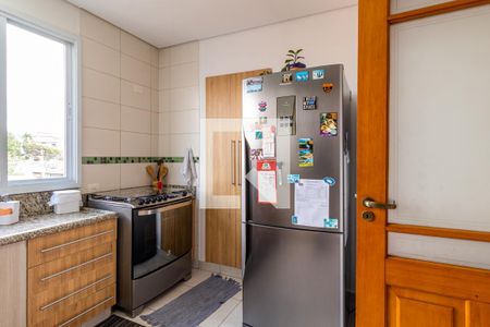 Casa à venda com 195m², 3 quartos e 4 vagas Casa à venda com 195m², 3 quartos e 4 vagasCozinha