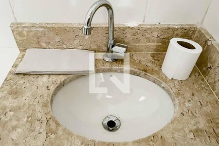 Banheiro de apartamento para alugar com 1 quarto, 34m² em Tucuruvi, São Paulo