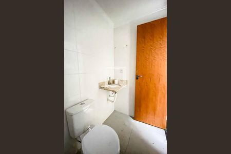 Banheiro de apartamento para alugar com 1 quarto, 34m² em Tucuruvi, São Paulo