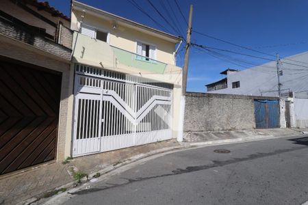 Casa para alugar com 150m², 3 quartos e 2 vagasFachada