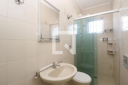 Casa para alugar com 150m², 3 quartos e 2 vagasBanheiro Social