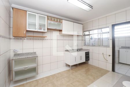 Casa para alugar com 150m², 3 quartos e 2 vagasCozinha