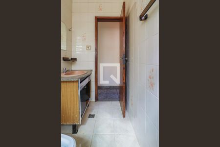 Casa à venda com 400m², 4 quartos e 6 vagasBanheiro do Corredor