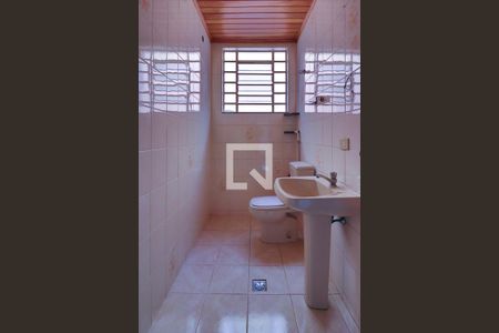 Casa à venda com 400m², 4 quartos e 6 vagasLavabo da Sala