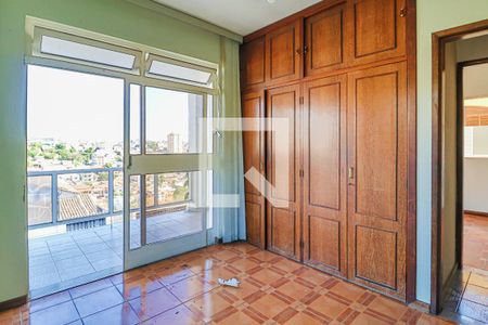 Casa à venda com 400m², 4 quartos e 6 vagasQuarto 1 Suíte