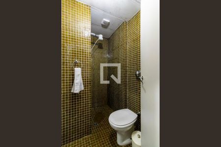 Banheiro de kitnet/studio para alugar com 1 quarto, 41m² em Vila Mariana, São Paulo