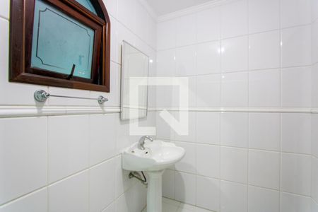 Casa para alugar com 312m², 5 quartos e 3 vagasCasa 1 - Banheiro social 2