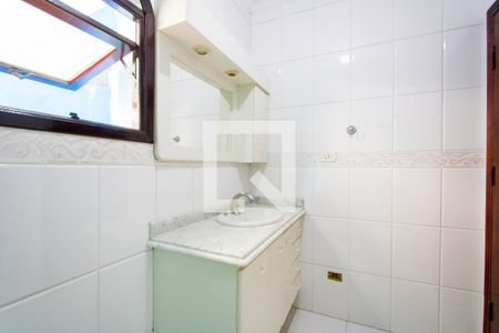 Casa para alugar com 312m², 5 quartos e 3 vagasCasa 1  - Banheiro social 1