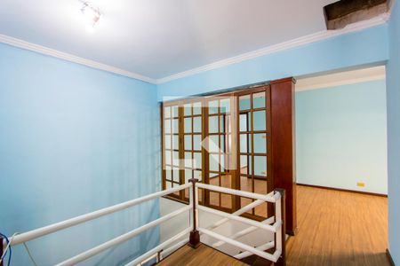 Casa para alugar com 312m², 5 quartos e 3 vagasCasa 1 - Hall superior