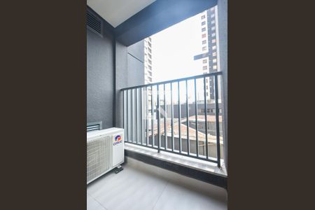 Varanda  de kitnet/studio para alugar com 1 quarto, 27m² em Brooklin Paulista, São Paulo