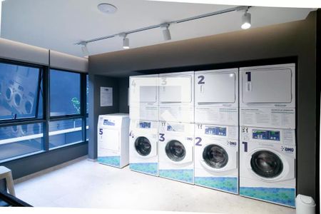 Studio para alugar com 27m², 1 quarto e sem vaga Studio para alugar com 27m², 1 quarto e sem vagaLavanderia
