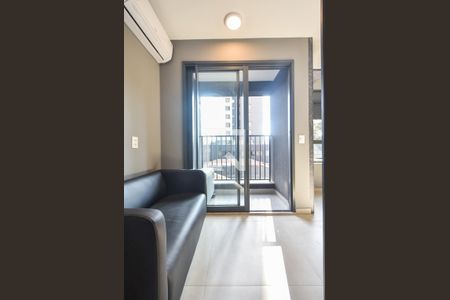 Sala de kitnet/studio para alugar com 1 quarto, 27m² em Brooklin Paulista, São Paulo