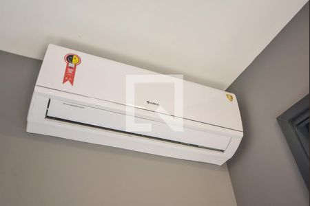 Sala de kitnet/studio para alugar com 1 quarto, 27m² em Brooklin Paulista, São Paulo