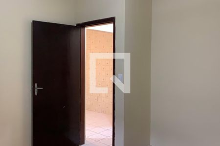Casa para alugar com 120m², 3 quartos e 2 vagas Casa para alugar com 120m², 3 quartos e 2 vagasQuarto 2