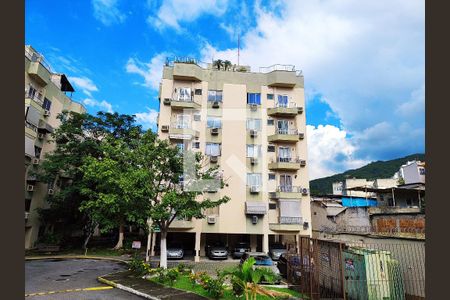 Fachada do bloco de apartamento para alugar com 2 quartos, 70m² em Méier, Rio de Janeiro