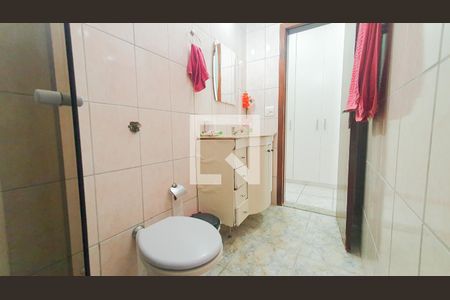 Casa para alugar com 105m², 3 quartos e 4 vagasBanheiro Social