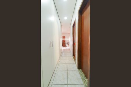 Casa para alugar com 105m², 3 quartos e 4 vagasCorredor