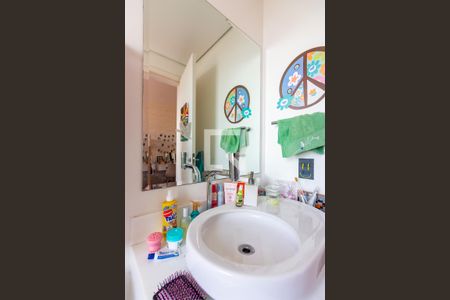 Apartamento à venda com 187m², 3 quartos e 3 vagasBanheiro da Suíte 1