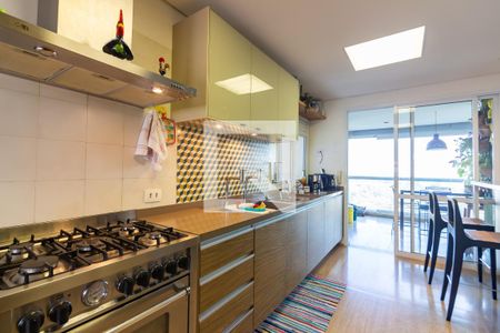 Apartamento à venda com 187m², 3 quartos e 3 vagasCozinha 