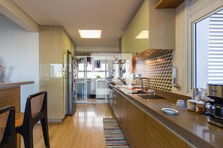 Apartamento à venda com 187m², 3 quartos e 3 vagasCozinha 