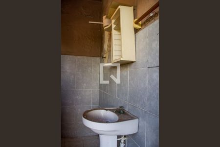 Casa de condomínio para alugar com 80m², 2 quartos e sem vagaBanheiro de Serviço