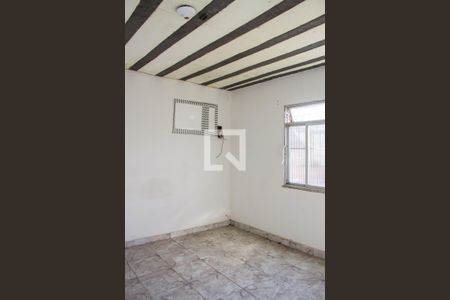 Quarto 01 de casa de condomínio para alugar com 2 quartos, 80m² em Engenheiro Leal, Rio de Janeiro