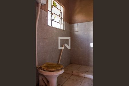 Casa de condomínio para alugar com 80m², 2 quartos e sem vagaBanheiro de Serviço