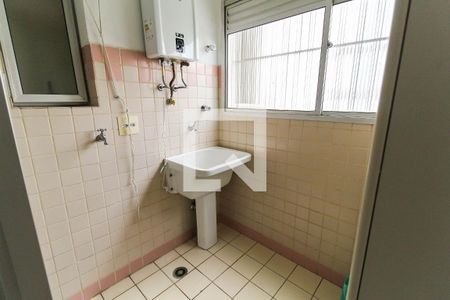 Apartamento à venda com 64m², 3 quartos e 1 vagaÁrea de Serviço