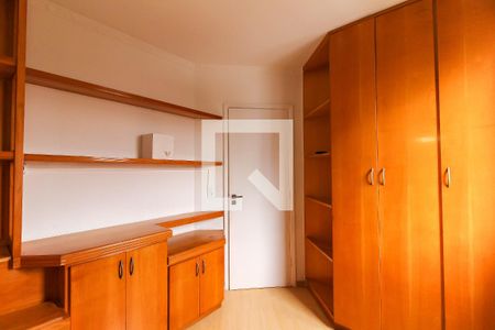 Apartamento à venda com 64m², 3 quartos e 1 vagaQuarto 2